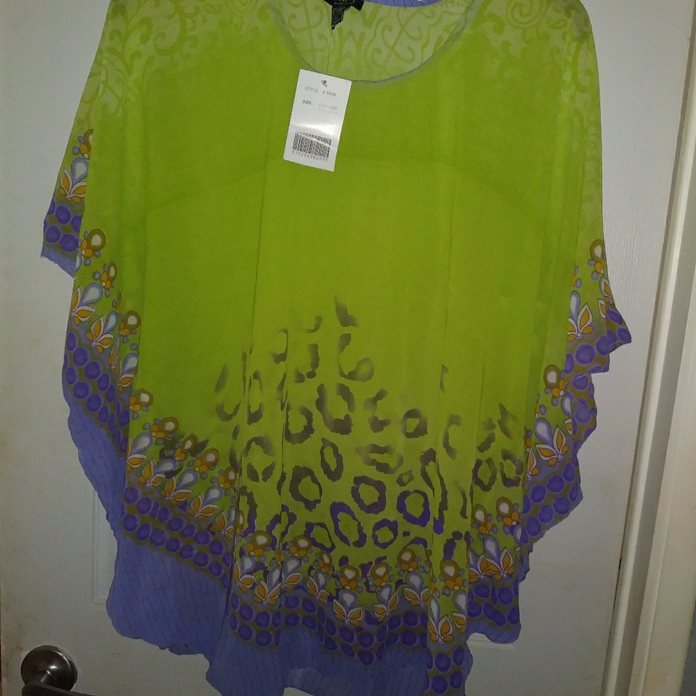 Top - Picture 3 of 3